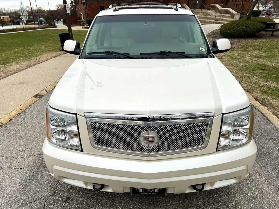 2003 Cadillac Escalade & EXT 2nd Gen - Image 6 of 31