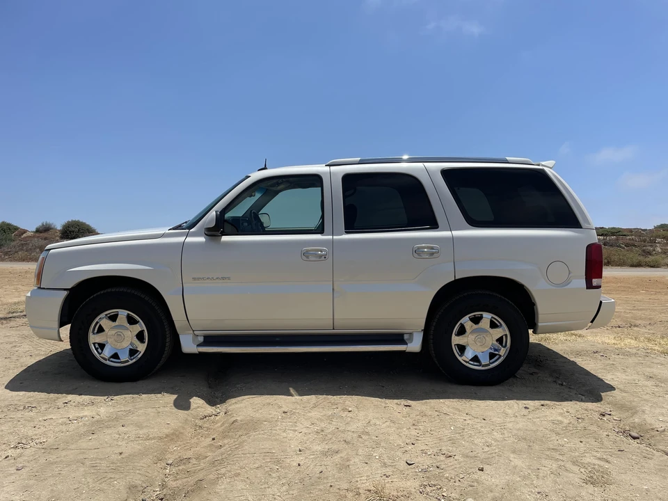 2003 Cadillac Escalade & EXT 2nd Gen - Image 10 of 31