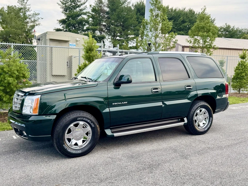 2003 Cadillac Escalade & EXT 2nd Gen - Image 2 of 31