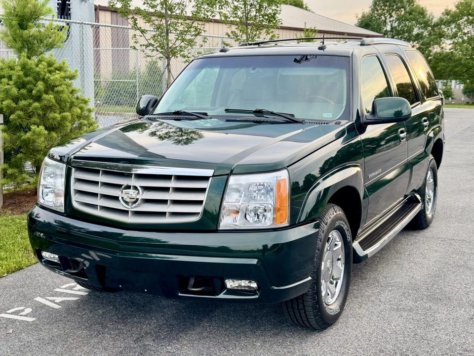 2003 Cadillac Escalade & EXT 2nd Gen - Image 16 of 31