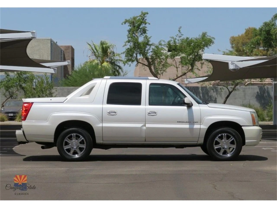 2003 Cadillac Escalade & EXT 2nd Gen - Image 2 of 31