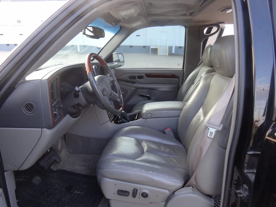 2003 Cadillac Escalade & EXT 2nd Gen - Image 4 of 13
