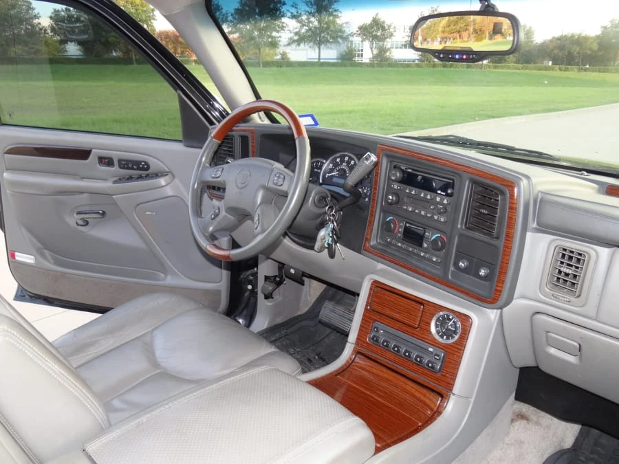 2003 Cadillac Escalade & EXT 2nd Gen - Image 7 of 13