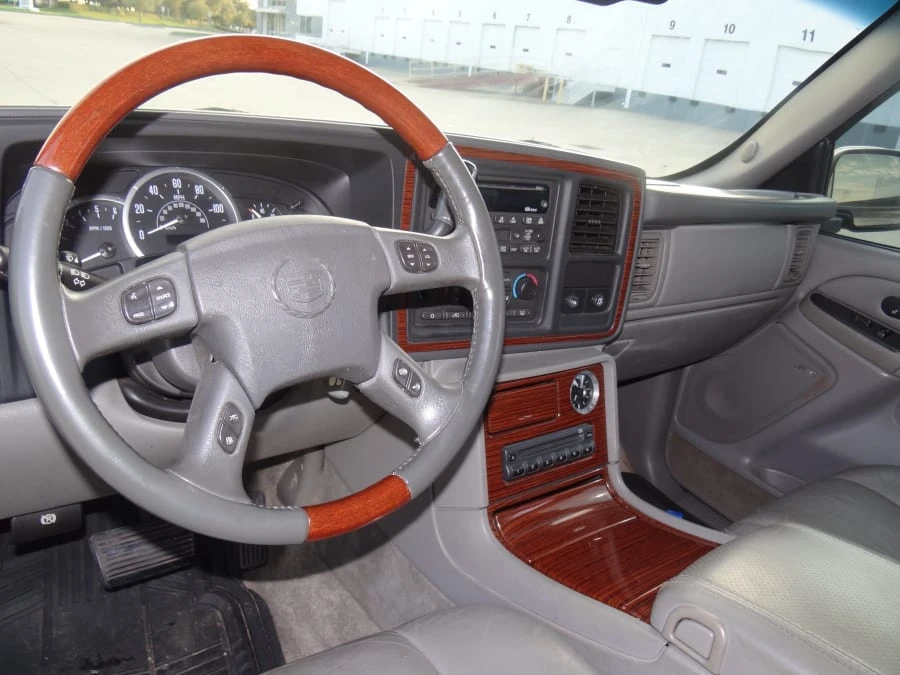 2003 Cadillac Escalade & EXT 2nd Gen - Image 13 of 13