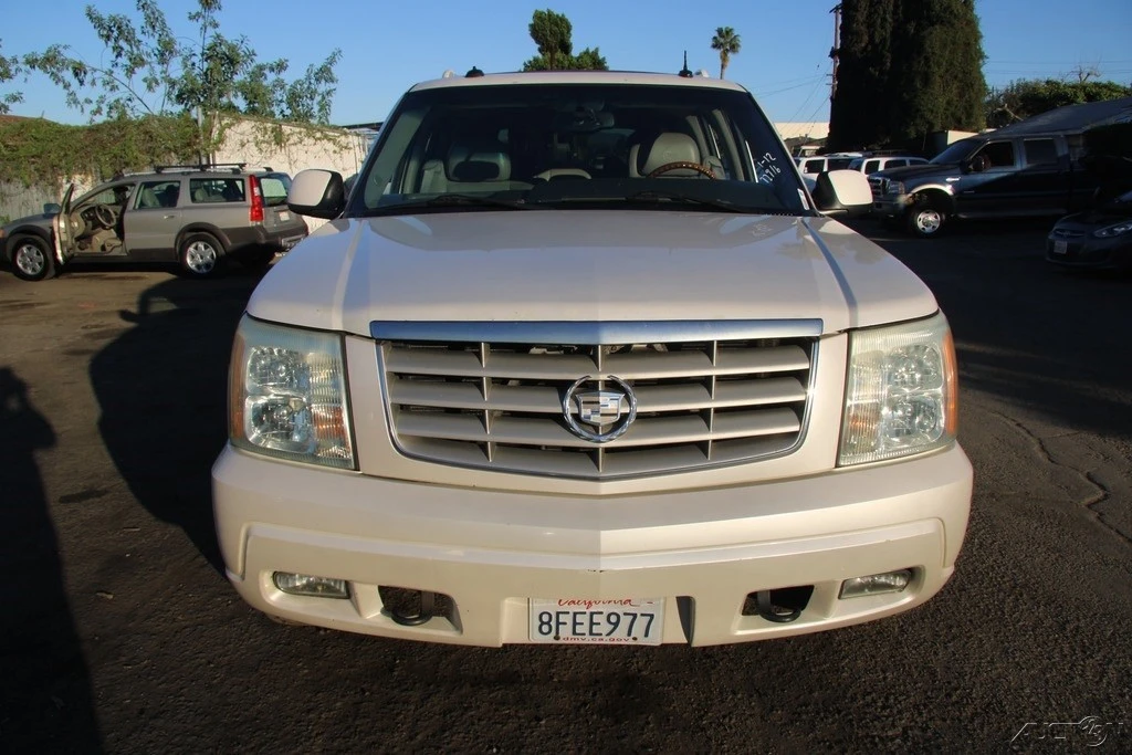 2003 Cadillac Escalade & EXT 2nd Gen - Image 9 of 21
