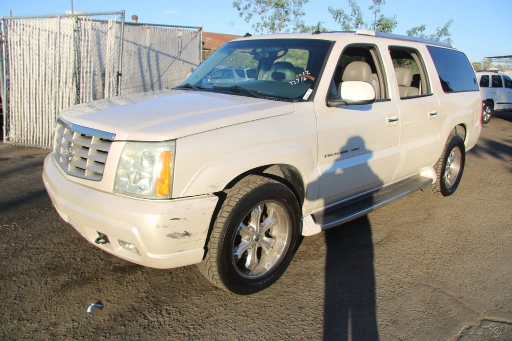 2003 Cadillac Escalade & EXT 2nd Gen - Image 8 of 21