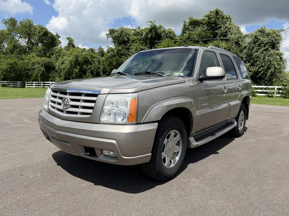2003 Cadillac Escalade & EXT 2nd Gen - Image 3 of 31