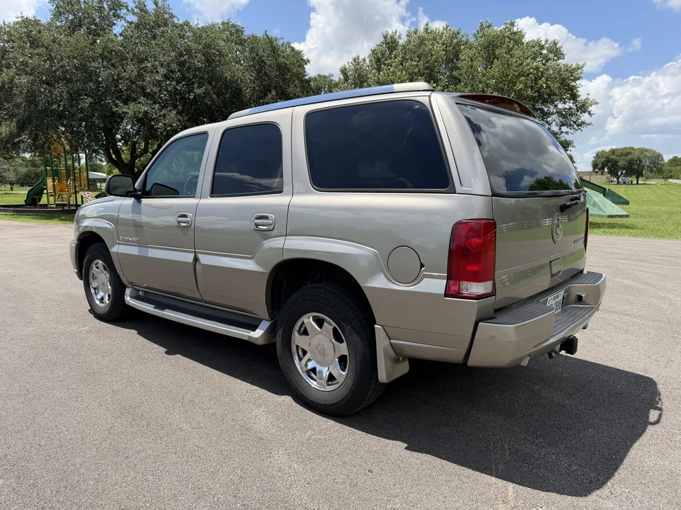 2003 Cadillac Escalade & EXT 2nd Gen - Image 9 of 31