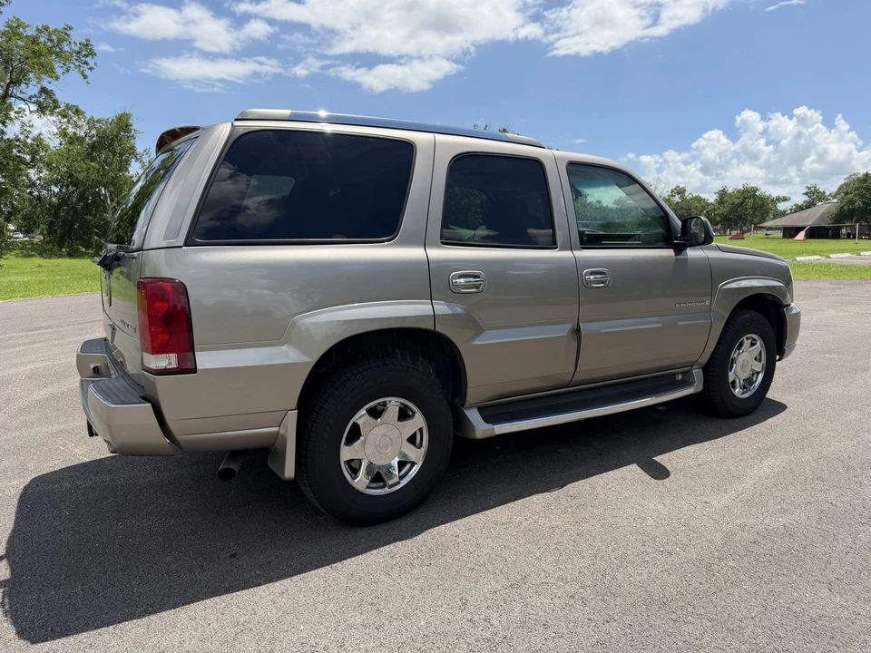 2003 Cadillac Escalade & EXT 2nd Gen - Image 19 of 31