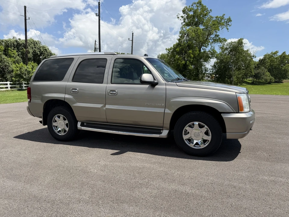 2003 Cadillac Escalade & EXT 2nd Gen - Image 21 of 31