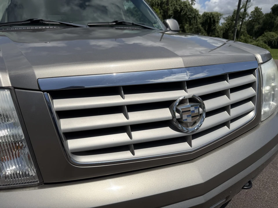 2003 Cadillac Escalade & EXT 2nd Gen - Image 29 of 31