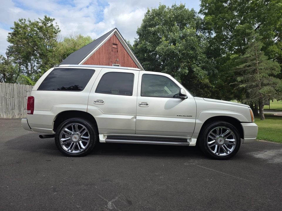 2003 Cadillac Escalade & EXT 2nd Gen - Image 18 of 31