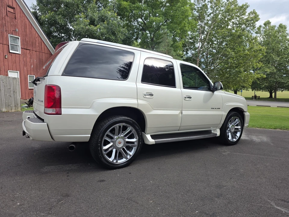2003 Cadillac Escalade & EXT 2nd Gen - Image 16 of 31
