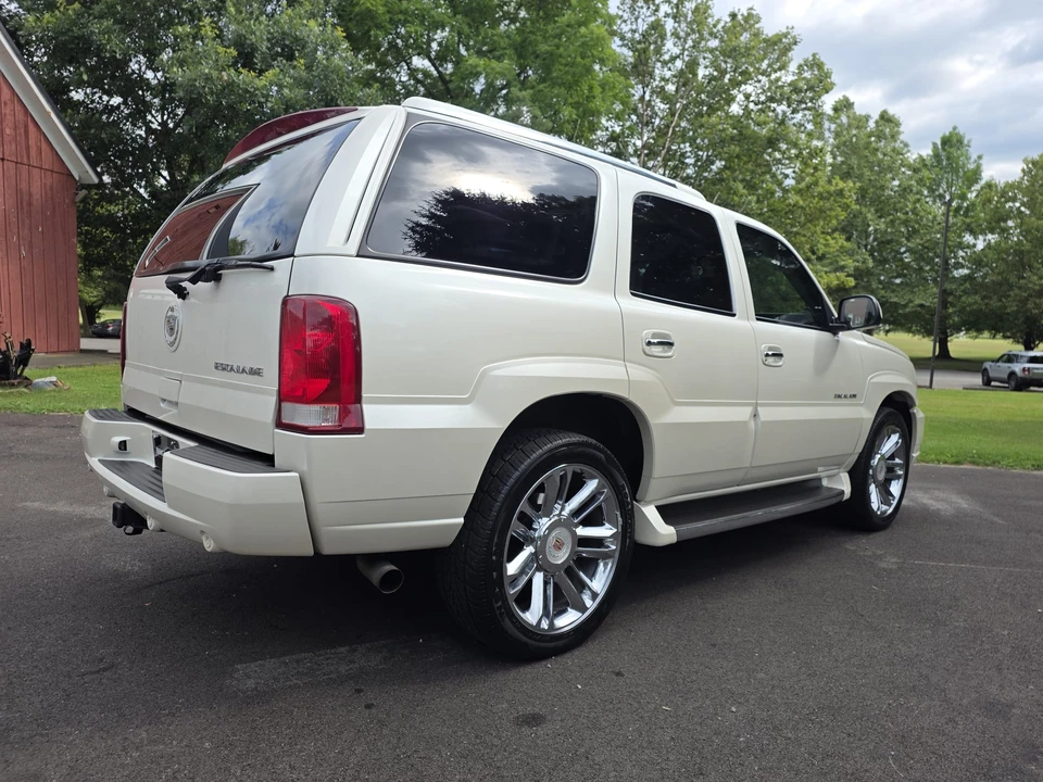 2003 Cadillac Escalade & EXT 2nd Gen - Image 15 of 31