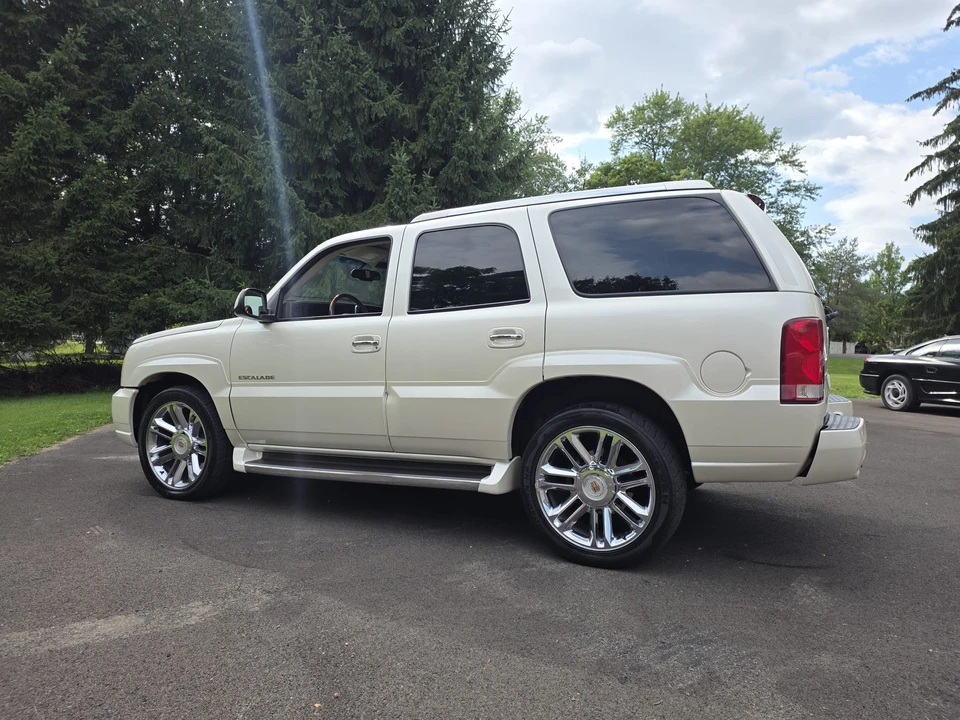 2003 Cadillac Escalade & EXT 2nd Gen - Image 8 of 31