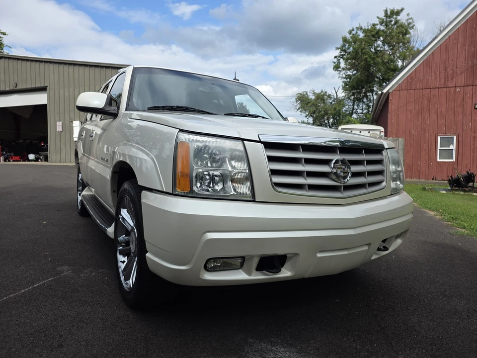 2003 Cadillac Escalade & EXT 2nd Gen - Image 22 of 31