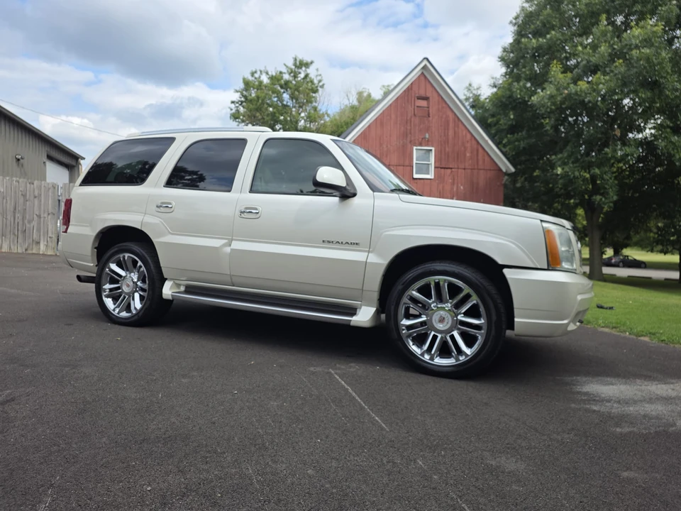 2003 Cadillac Escalade & EXT 2nd Gen - Image 19 of 31