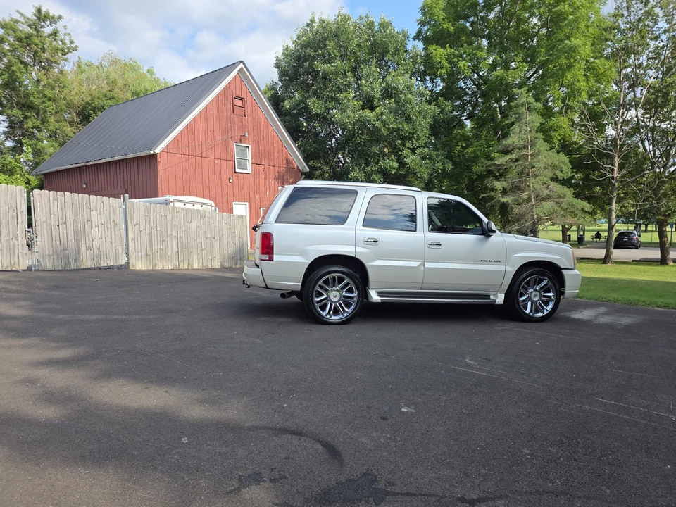 2003 Cadillac Escalade & EXT 2nd Gen - Image 28 of 31