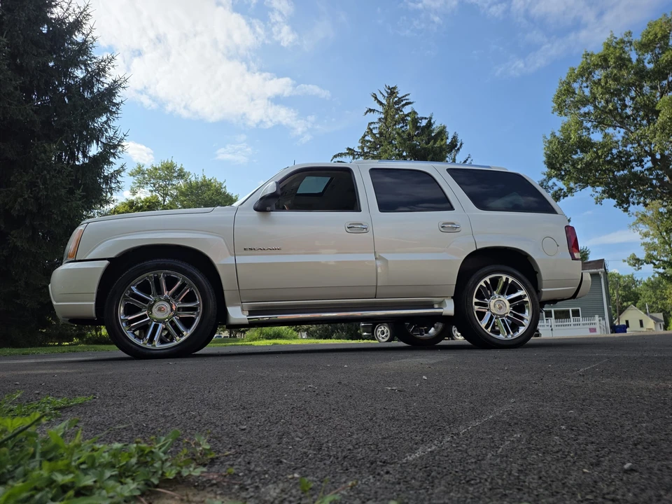 2003 Cadillac Escalade & EXT 2nd Gen - Image 25 of 31