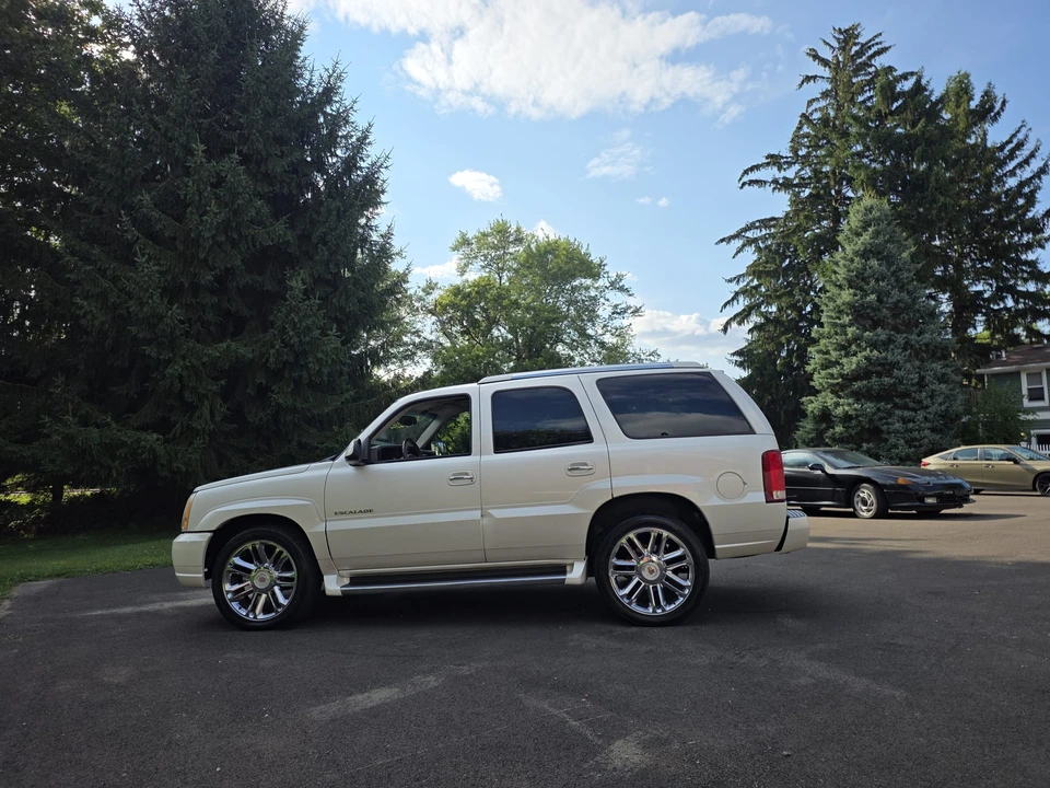 2003 Cadillac Escalade & EXT 2nd Gen - Image 26 of 31