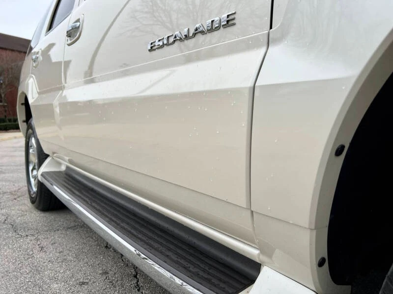 2003 Cadillac Escalade & EXT 2nd Gen - Image 28 of 31