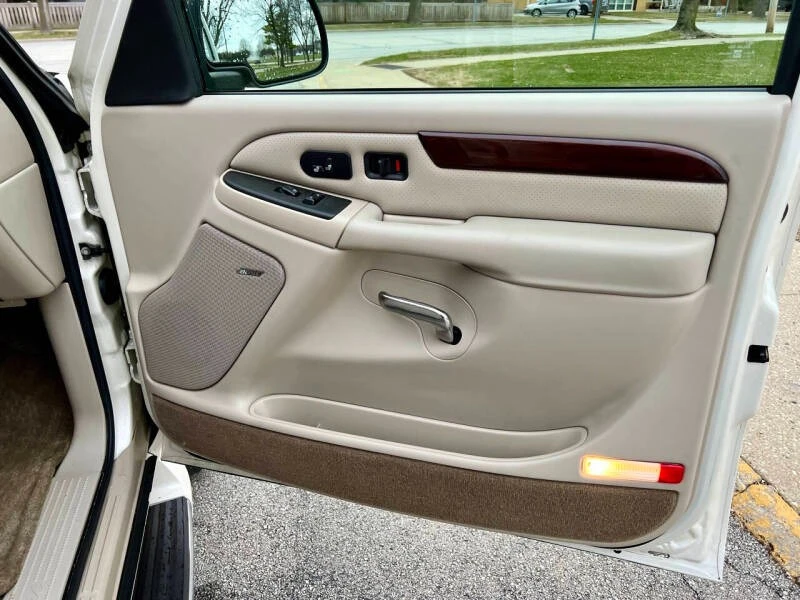 2003 Cadillac Escalade & EXT 2nd Gen - Image 22 of 31