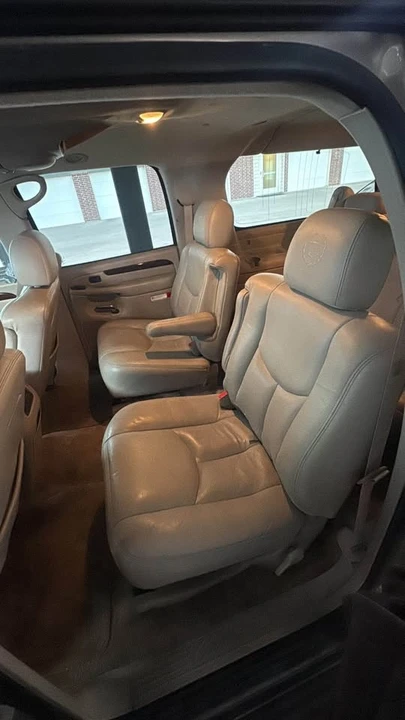 2003 Cadillac Escalade & EXT 2nd Gen - Image 4 of 5