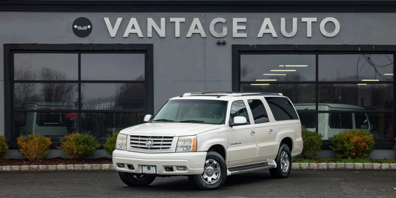 2003 Cadillac Escalade & EXT 2nd Gen - Image 2 of 31