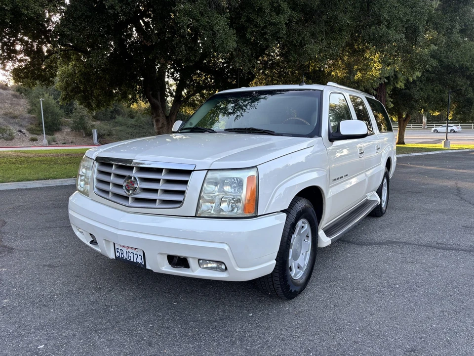2003 Cadillac Escalade & EXT 2nd Gen - Image 3 of 31