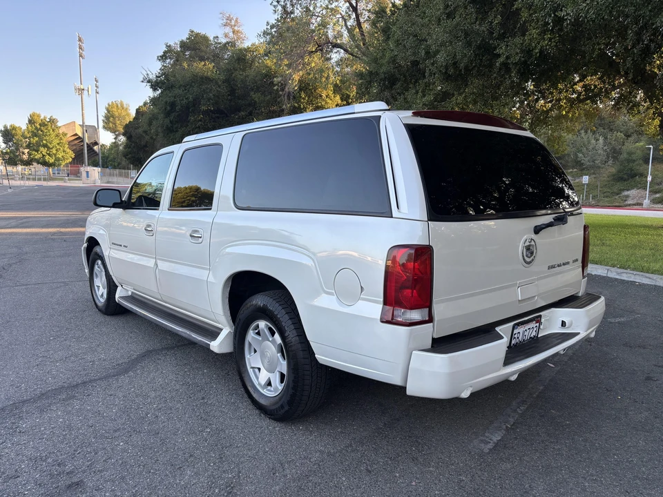 2003 Cadillac Escalade & EXT 2nd Gen - Image 6 of 31