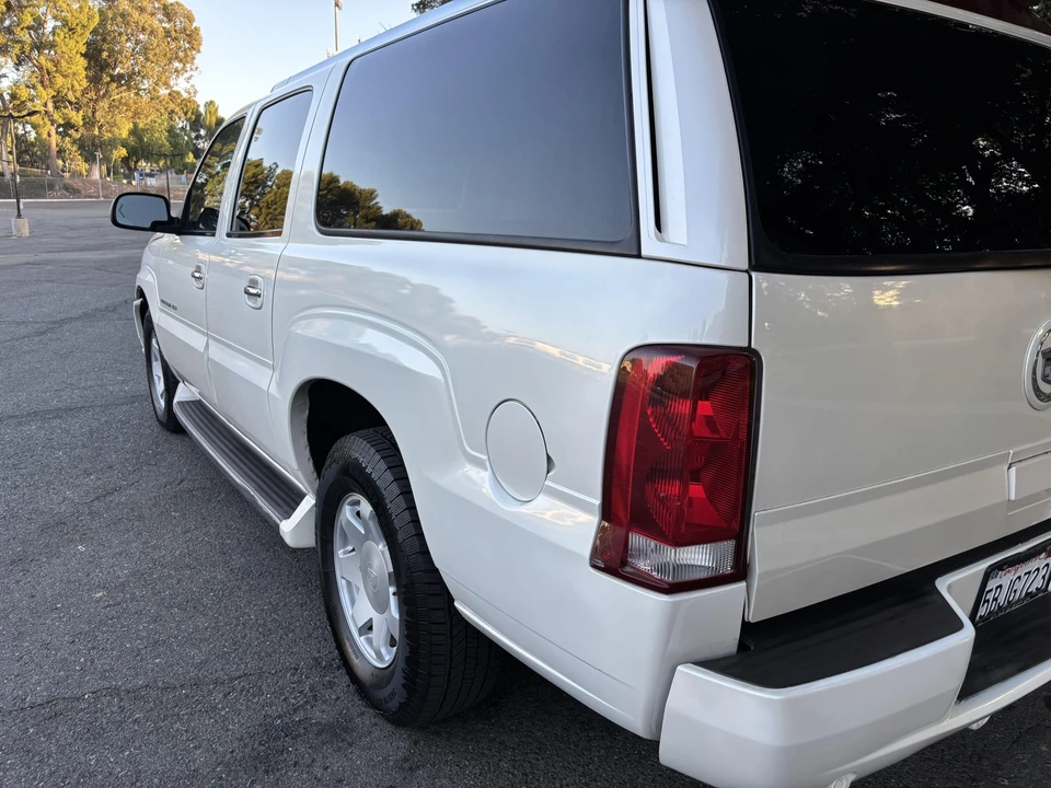 2003 Cadillac Escalade & EXT 2nd Gen - Image 13 of 31