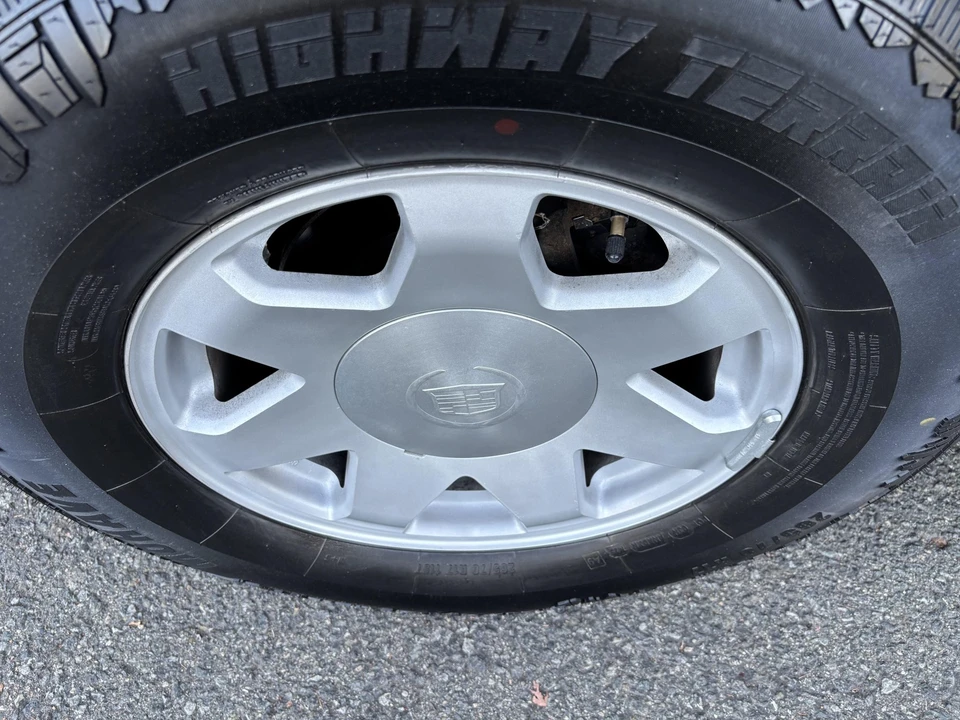2003 Cadillac Escalade & EXT 2nd Gen - Image 22 of 31