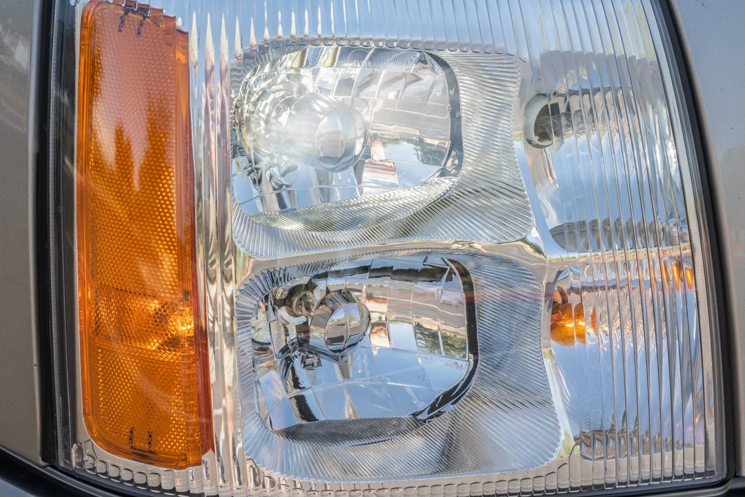 2003 Cadillac Escalade & EXT 2nd Gen - Image 20 of 31