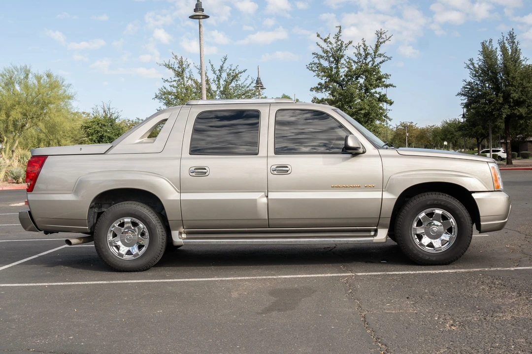 2003 Cadillac Escalade & EXT 2nd Gen - Image 4 of 31