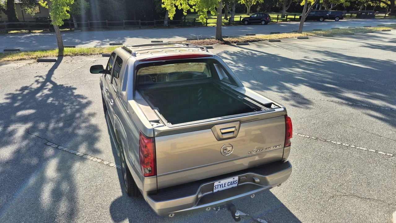 2003 Cadillac Escalade & EXT 2nd Gen - Image 18 of 31