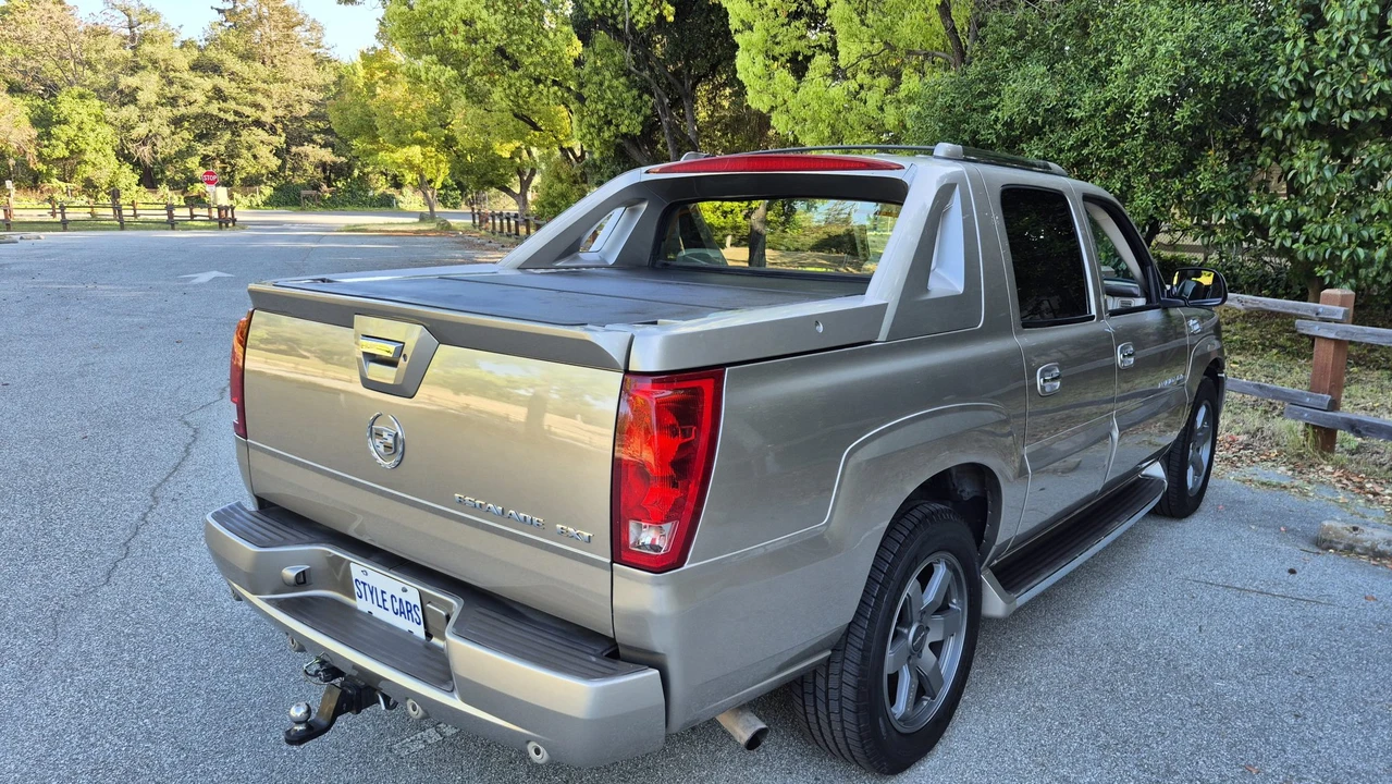 2003 Cadillac Escalade & EXT 2nd Gen - Image 23 of 31