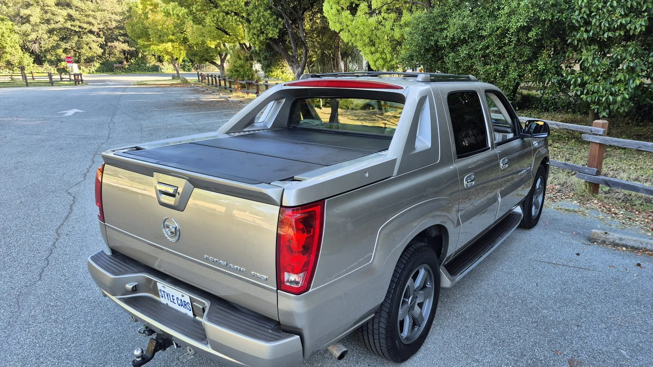 2003 Cadillac Escalade & EXT 2nd Gen - Image 24 of 31