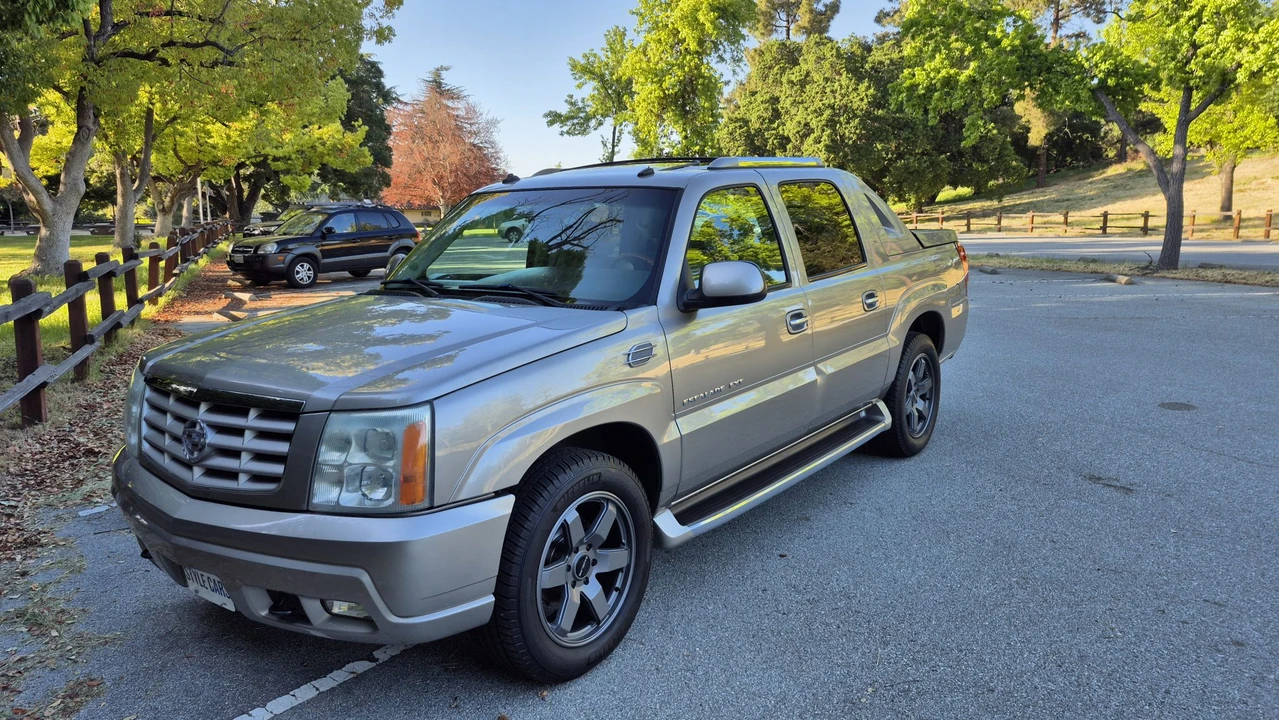 2003 Cadillac Escalade & EXT 2nd Gen - Image 6 of 31