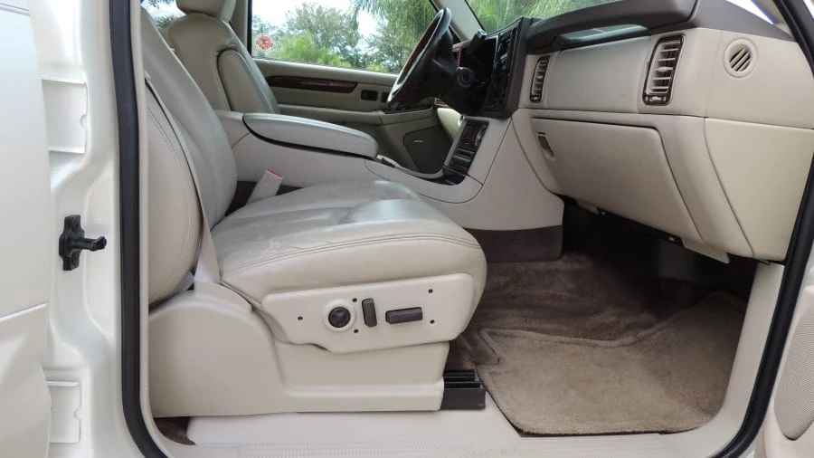 2003 Cadillac Escalade & EXT 2nd Gen - Image 9 of 25