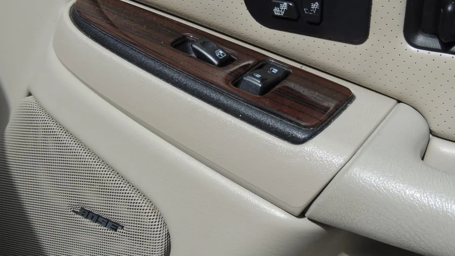 2003 Cadillac Escalade & EXT 2nd Gen - Image 21 of 25