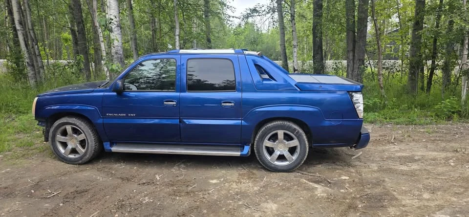 2003 Cadillac Escalade & EXT 2nd Gen - Image 3 of 7