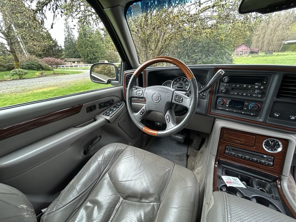 2003 Cadillac Escalade & EXT 2nd Gen - Image 9 of 11
