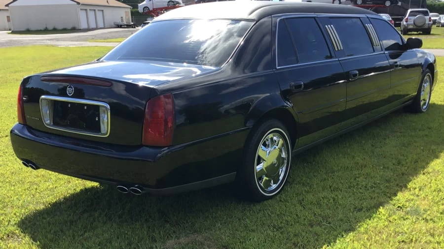 2003 Cadillac DeVille 8th Gen - Image 4 of 8