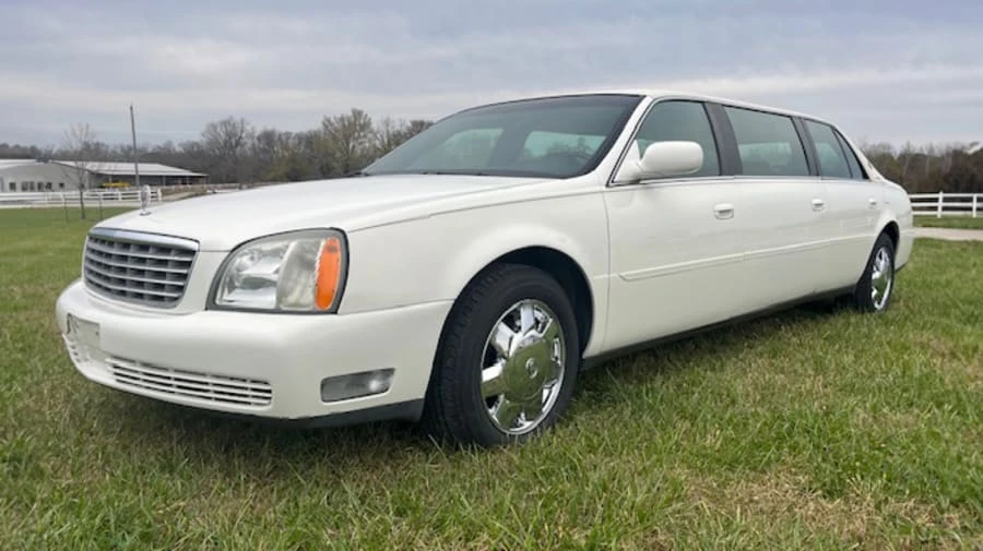 2003 Cadillac DeVille 8th Gen - Image 9 of 18