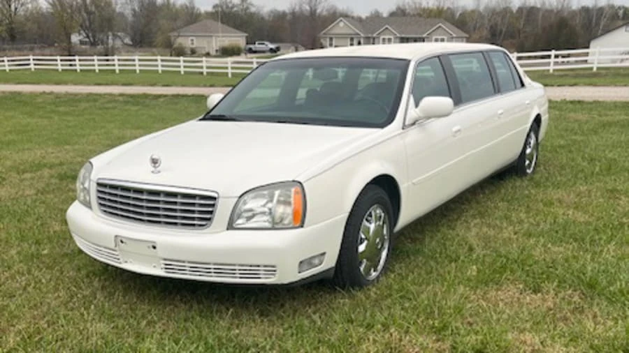 2003 Cadillac DeVille 8th Gen - Image 4 of 18