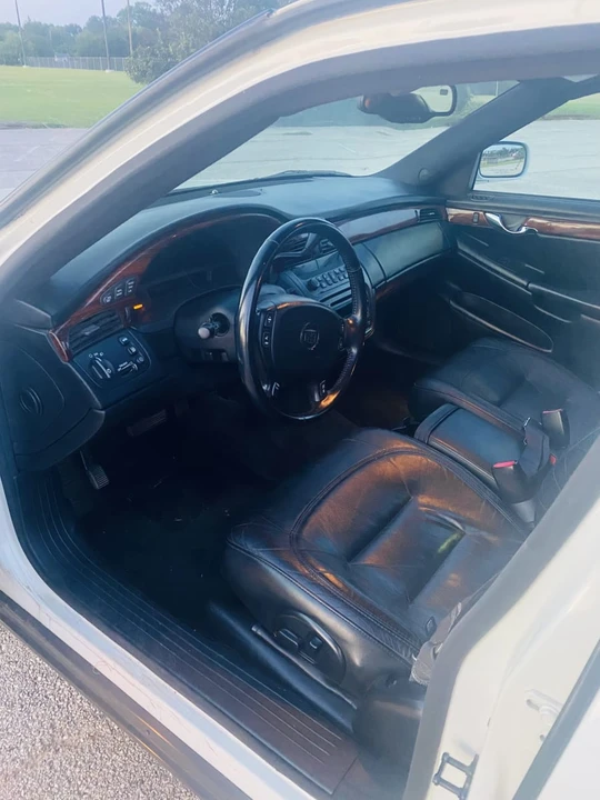 2003 Cadillac DeVille 8th Gen - Image 11 of 19