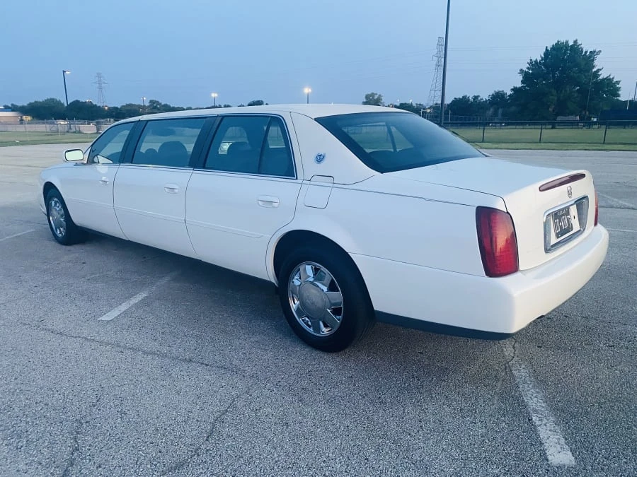 2003 Cadillac DeVille 8th Gen - Image 10 of 19
