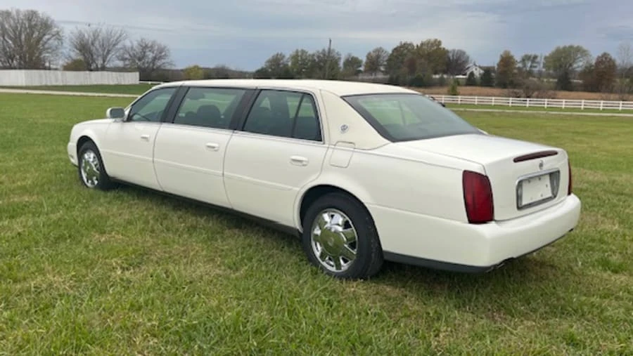 2003 Cadillac DeVille 8th Gen - Image 8 of 18