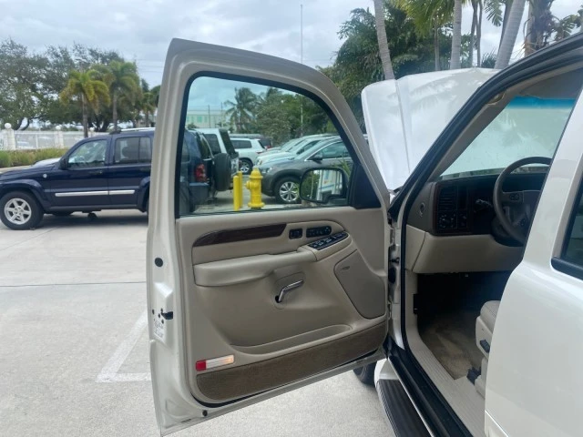 2003 Cadillac Escalade & EXT 2nd Gen - Image 10 of 21