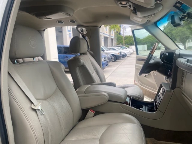 2003 Cadillac Escalade & EXT 2nd Gen - Image 13 of 21